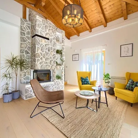 Villa Laura Comfortable Brusici